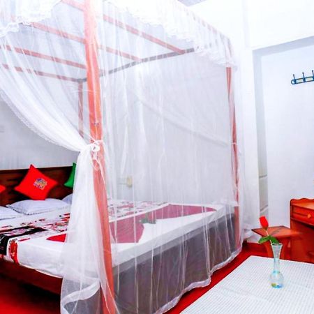 Happy Morning Bliss Bed & Breakfast Mirissa Luaran gambar